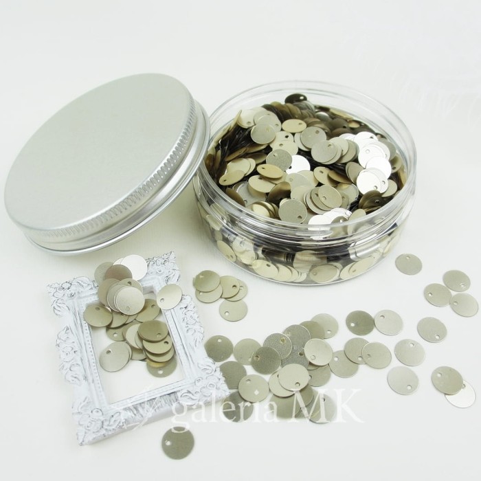 cekiny jasne złoto 2.jpg