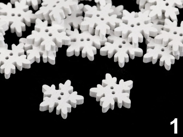 Guzik drewniany dekoracyjny śnieżynka.jpg