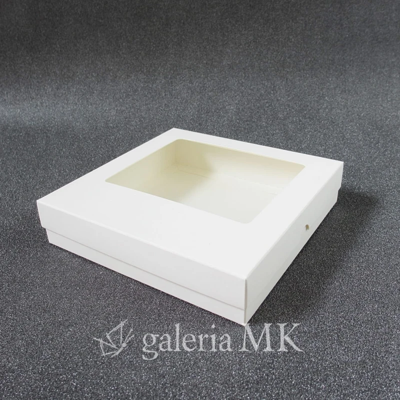 biel naturalna z fakturą wysokie 18x18x4c.jpg