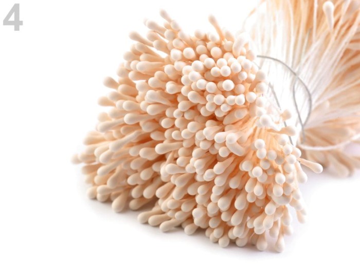 Pręciki jasny beż duża wiązka ok 450szt.jpg