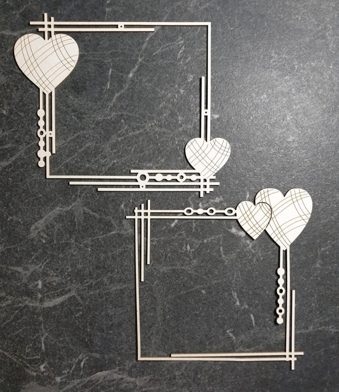 prostokątne-ramki-z-grawerowanymi-sercami_2.jpg