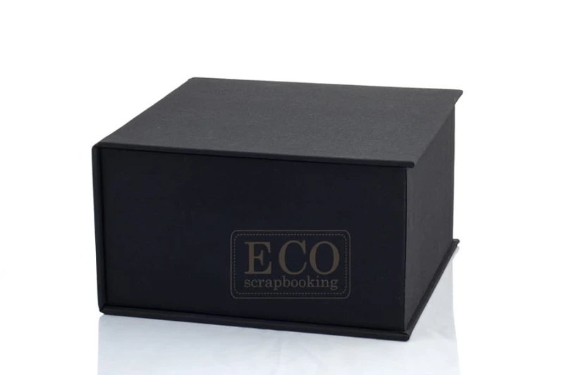 album-w-pudelku-190x180x100mm-czarny.jpg