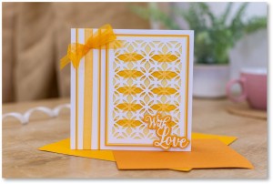 Wykrojnik-gemini-ribbon-threading-bold-florals-create-a-card_3.jpg