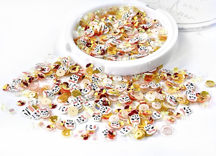 Cekiny-picket-fence-studios-skeleton-crew-sequin-mix-sqc-168_1.jpg