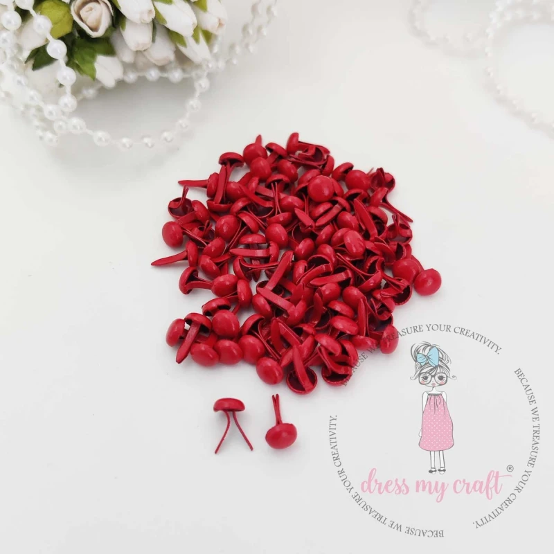 Ćwieki-dress-my-craft-brads-colored-powder-crimson-red_1.jpg