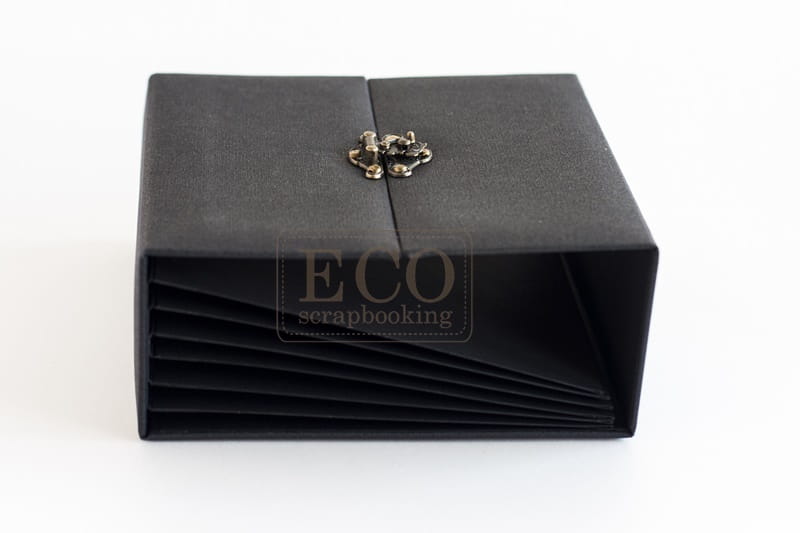 album-bazyliszek-czarny-6-kart z zapieciem_2.jpg