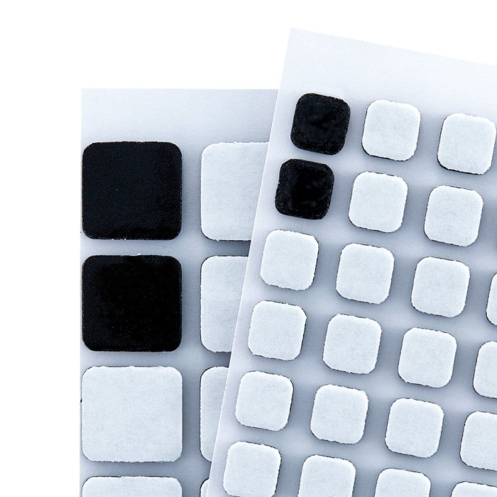 Kostki-dystansowe-spellbinders-self-adhesive-foam-squares-mix-2mm-black.jpg