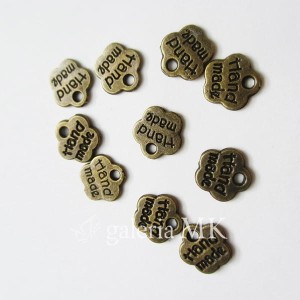 Zawieszka-kwiatek-handmade.jpg
