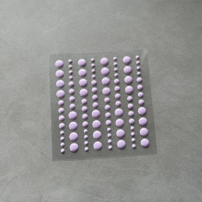 Kropki-akrylowe-simple-and-basic-adhesive-enamel-dots-light-purple-96-pcs_1.jpg