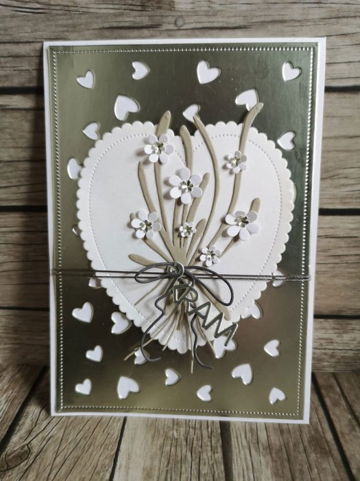 Wykrojnik-simple-and-basic-bouquet-of-leaves-and-bow-sbd282_1.jpg