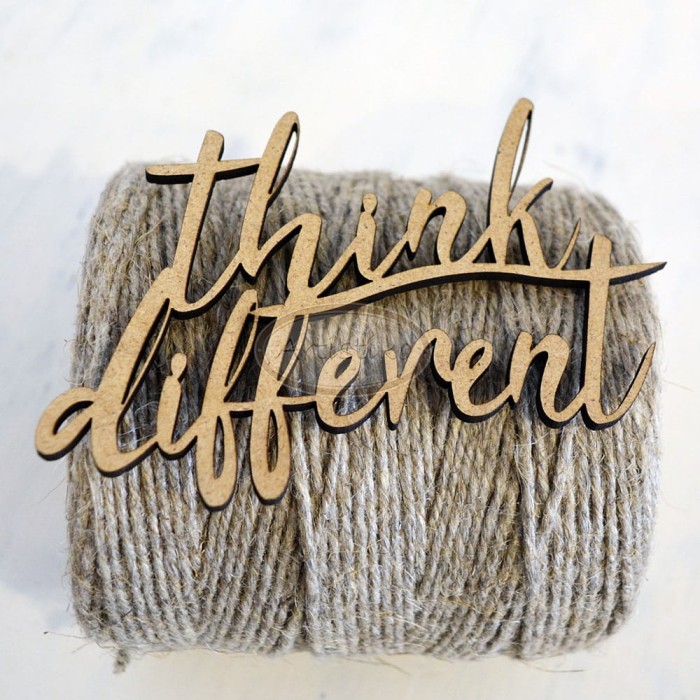 Napis Think Different.jpg