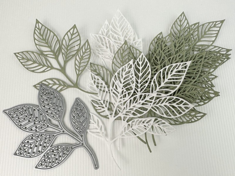 Wykrojnik-lease-leaf_1.jpg