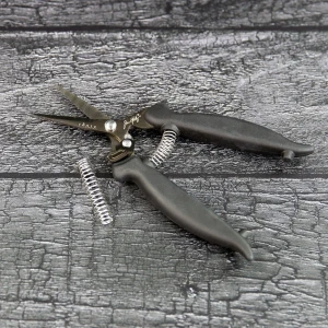 Nozyce-tonic-tim-holtz-tim-holtz-mini-recoil-snips-5386e_3.jpg