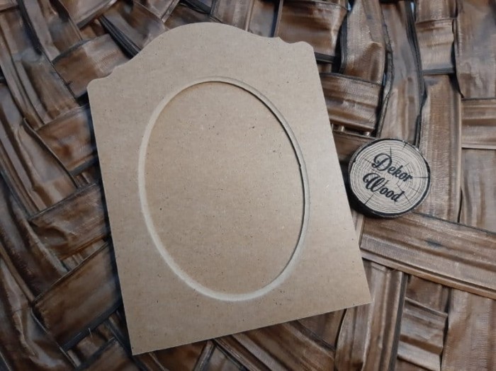 Ramka do decoupage frezowana dwuczęściowa baza hdf 19,6x14,6.jpg