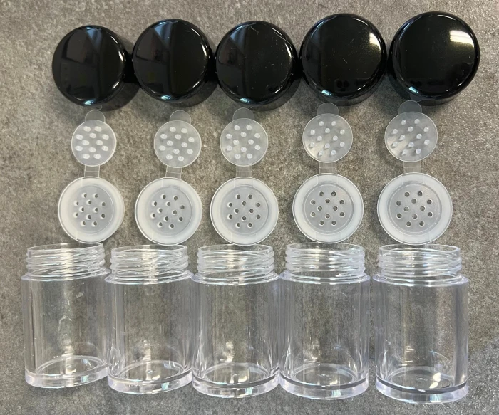 Zestaw-pustych-buteleczek-lindys-stamp-gang-shaker-jars-2-oz-empty-5szt.jpg