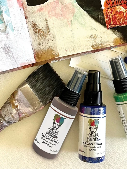 Mgielka-ranger-dina-wakley-media-gloss-sprays-ancient_1.jpg
