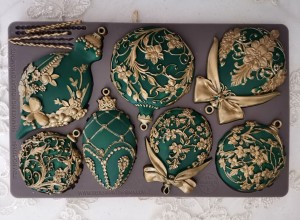 Foremka-silikonowa-shimmering-holiday-ornaments_2.jpg