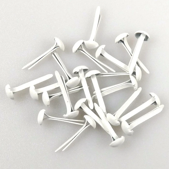 ćwieki-nellie-snellen-floral-brads-3mm-white-40pcs.jpg
