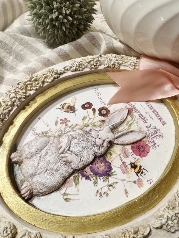 ynne Brundage _ BunnyOval.jpg