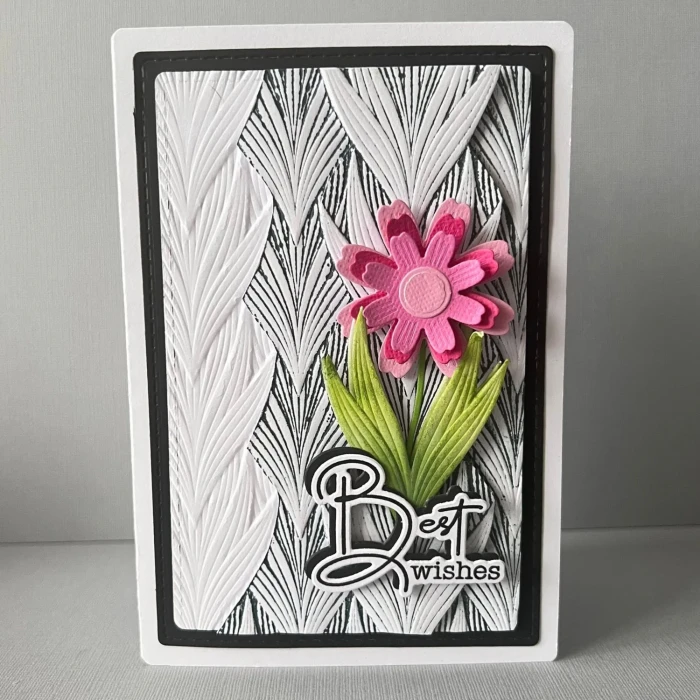 Folder-do-embossingu-lisa-horton-crafts-layered-leaves-5x7-inch-3d-embossing-folder_1.jpg