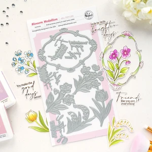 Plytka-do-tloczenia-pinkfresh-studio-sunlit-manor-press-plate-blossom-medallion.jpg