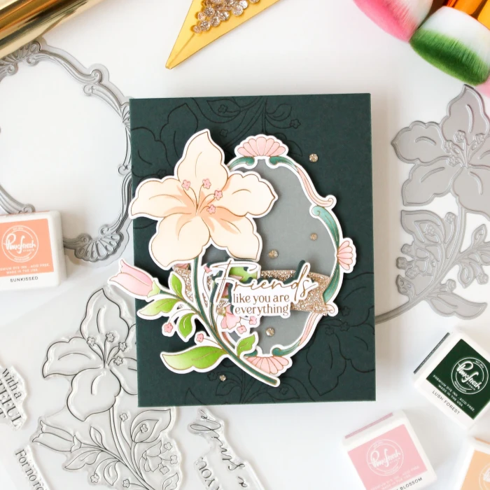 Plytka-do-tloczenia-pinkfresh-studio-sunlit-manor-press-plate-blossom-medallion_1.jpg