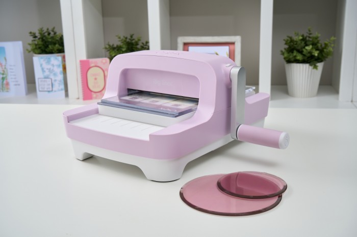 Plytki-do-maszynek-sztancujacych-sizzix-circular-cutting-pads-lilac_1.jpg