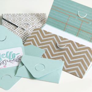 Dziurkacz-we-r-memory-keepers-envelope-notcher-punch_1.jpg