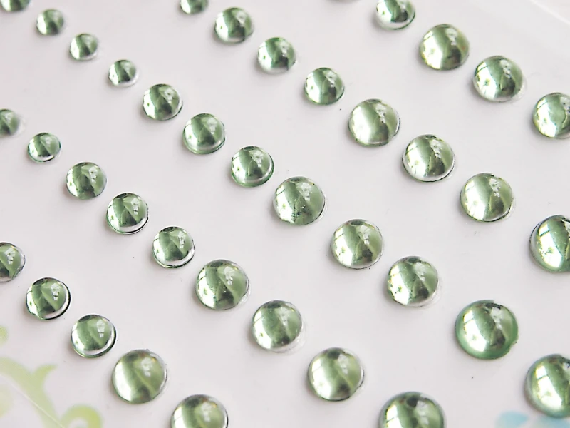 perełki-memory-place-light-green-sparkly-bubble-rhineston.jpg