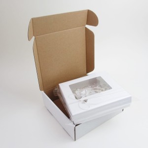 pudełko z okienkiem 3,5 e_www.JPG