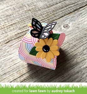 Wykrojnik-lawn-fawn-butterfly-treat-box_2.jpg